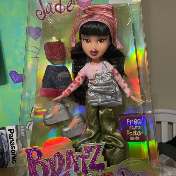 Jade bratz doll - Picture 1 of 1